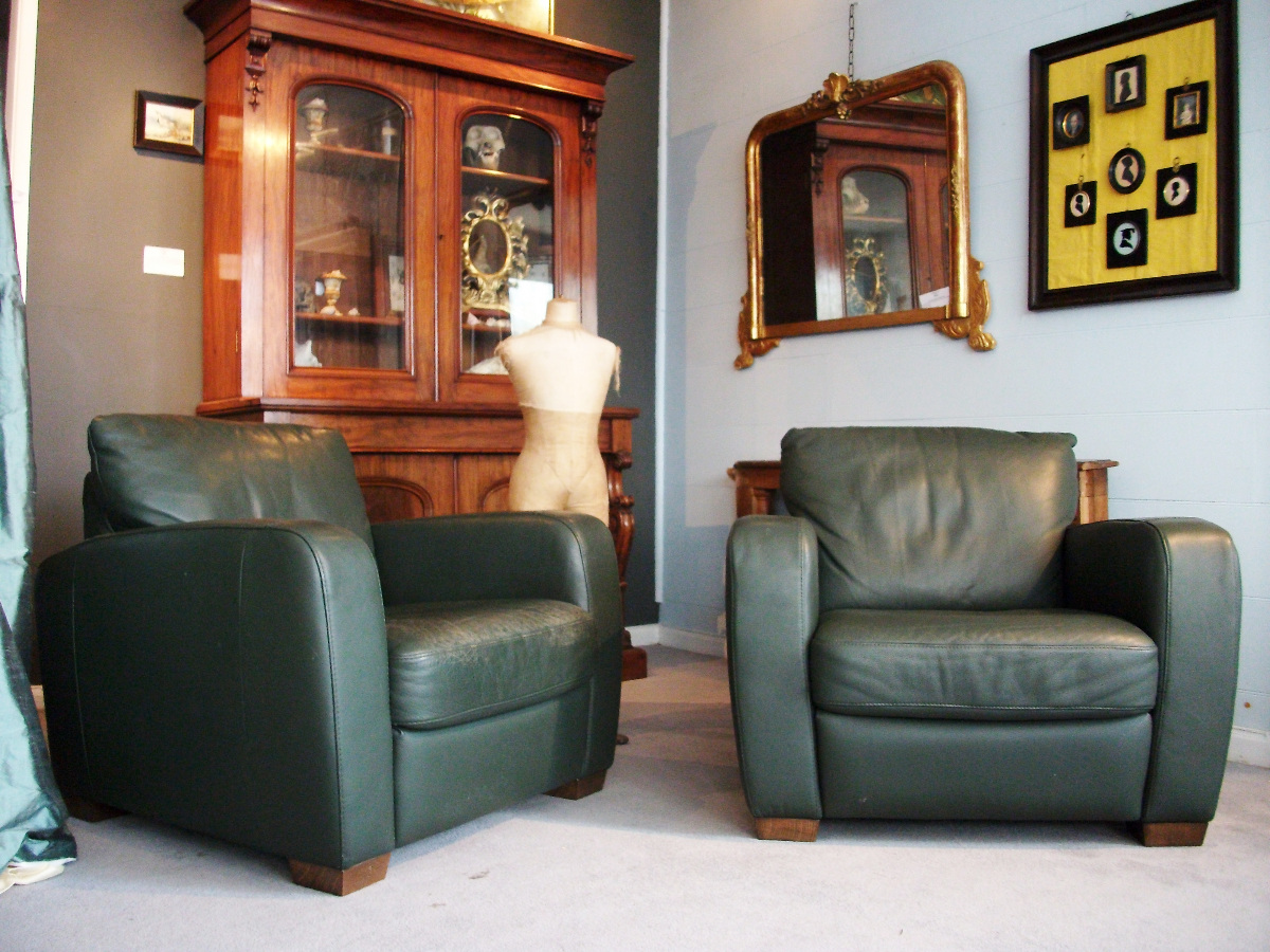 Natuzzi green leather club chair